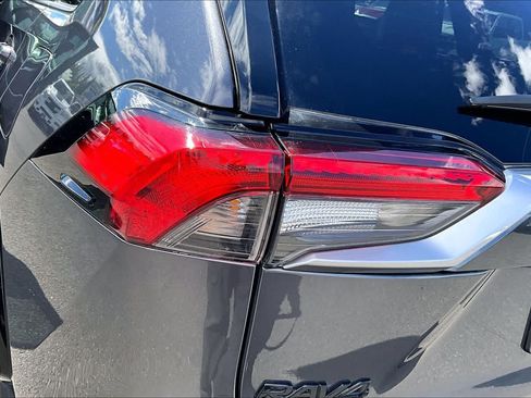 Used 2024 Toyota RAV4 XSE w/ Advanced Technology Package AWD/4WD image 32