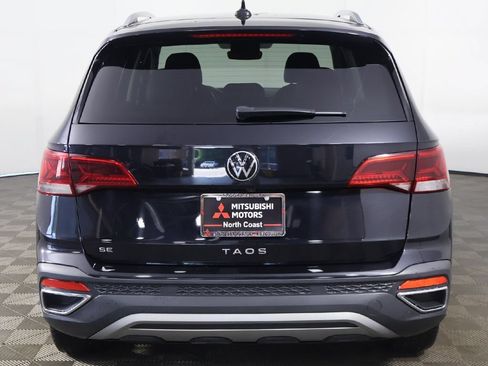 Used 2023 Volkswagen Taos SE FWD image 12