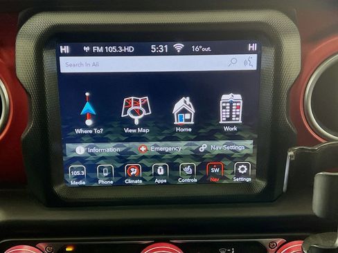 Used 2020 Jeep Gladiator Rubicon image 16