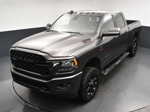 Used 2022 RAM 2500 Big Horn w/ Night Edition AWD/4WD image 17