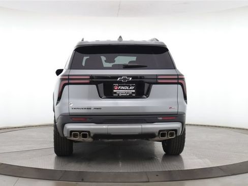 Used 2026 Chevrolet Traverse Z71 AWD/4WD image 11