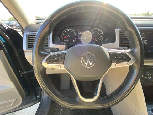 Used 2021 Volkswagen Atlas SE w/ Panoramic Sunroof Package AWD/4WD image 12