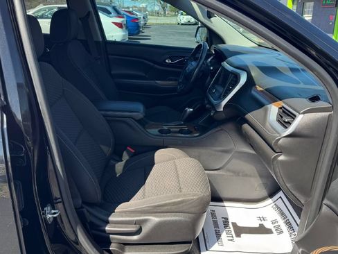 Used 2017 GMC Acadia SLE FWD image 9