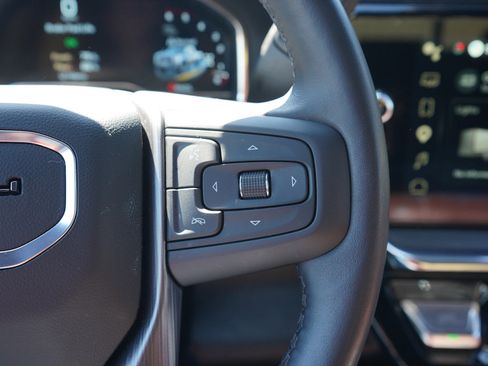 Used 2025 GMC Sierra 3500 Denali Ultimate AWD/4WD image 25