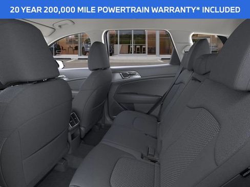 New 2025 Kia Sportage LX image 18
