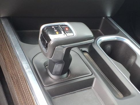 Used 2023 Chevrolet Silverado 1500 RST AWD/4WD image 14