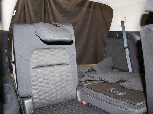 Used 2023 Nissan Pathfinder S w/ Cargo Package image 19