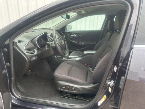 Used 2023 Chevrolet Malibu LT FWD image 10