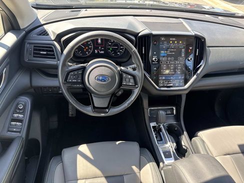 Used 2023 Subaru Ascent Onyx Edition image 10