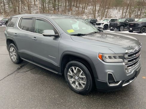 Used 2022 GMC Acadia SLE image 39