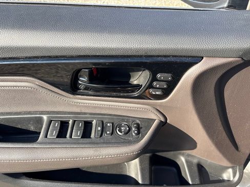 Used 2022 Honda Odyssey Touring image 17