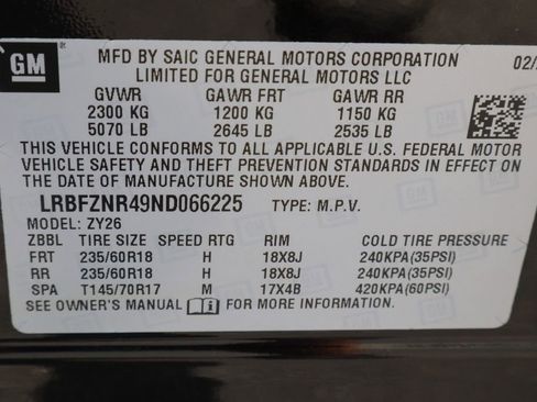Certified 2022 Buick Envision Essence w/ Technology Package I FWD image 33