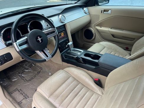 Used 2006 Ford Mustang GT Premium image 29