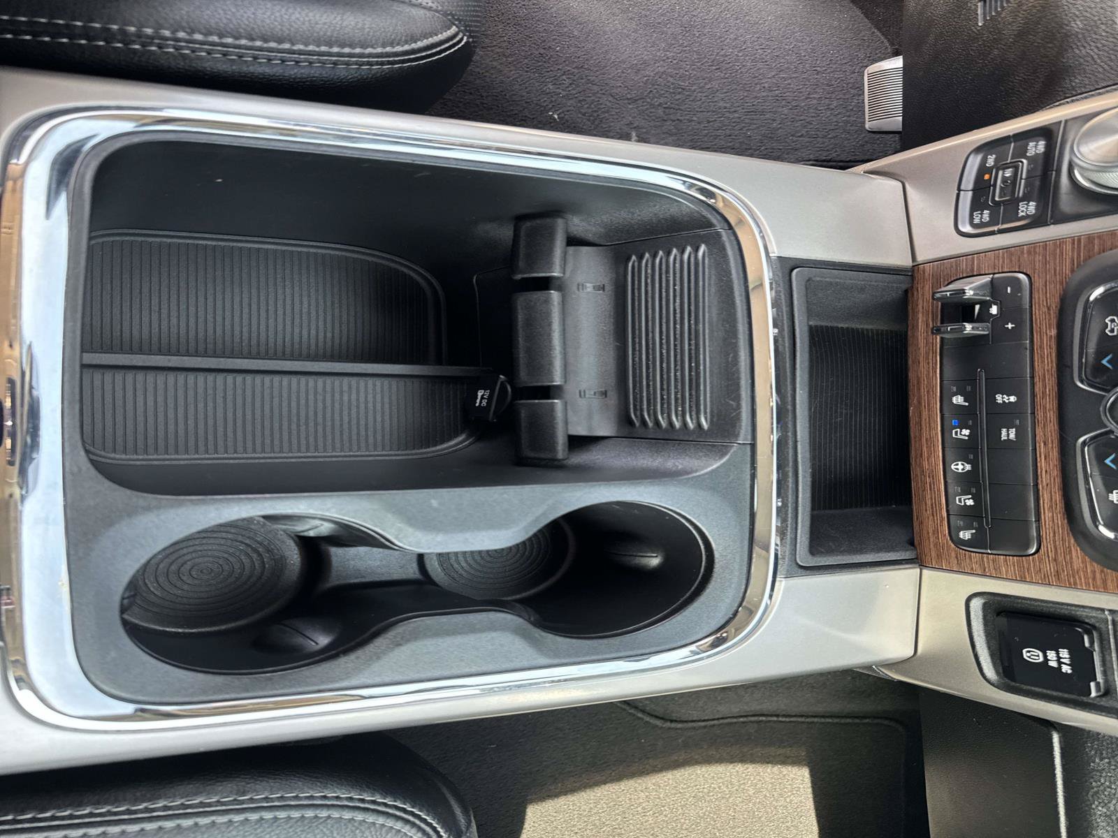 Used 2017 RAM 1500 Laramie w/ Convenience Group AWD/4WD image 35