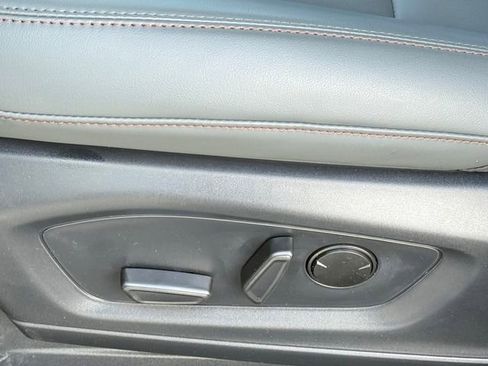 New 2026 Ford Explorer Active w/ Active Comfort Package image 11