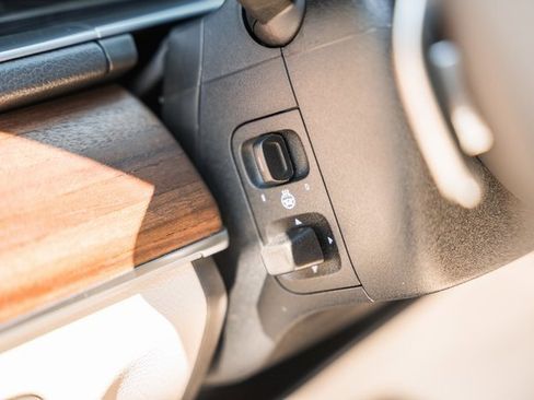 New 2026 Mercedes-Benz GLE 450 4MATIC image 42