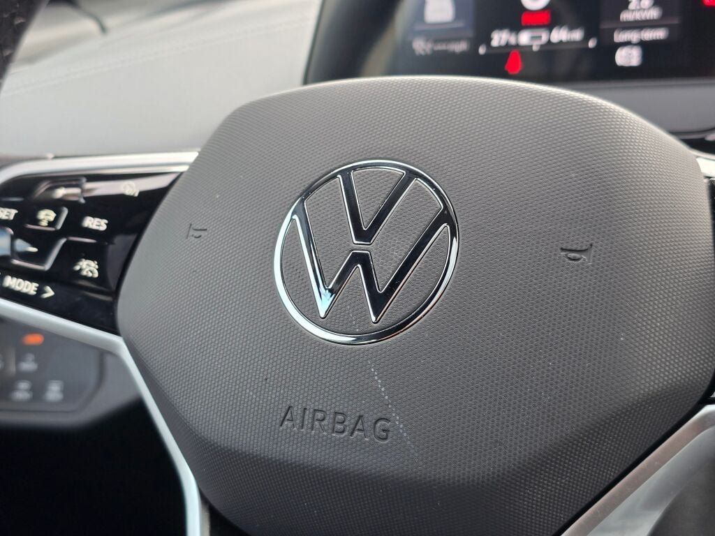 Used 2023 Volkswagen ID.4 Pro S AWD/4WD image 29