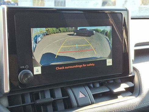 Certified 2025 Toyota RAV4 XLE w/ Convenience Package AWD/4WD image 17