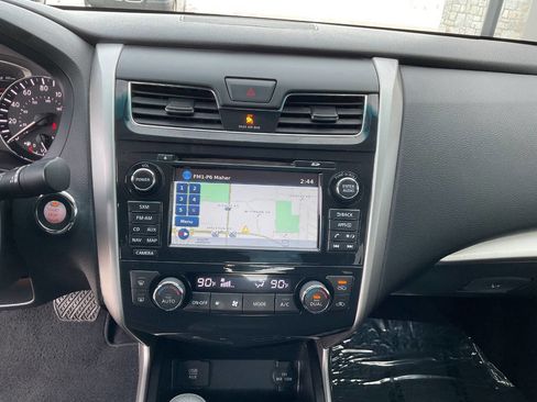 Used 2015 Nissan Altima 2.5 SV w/ Convenience Package image 20