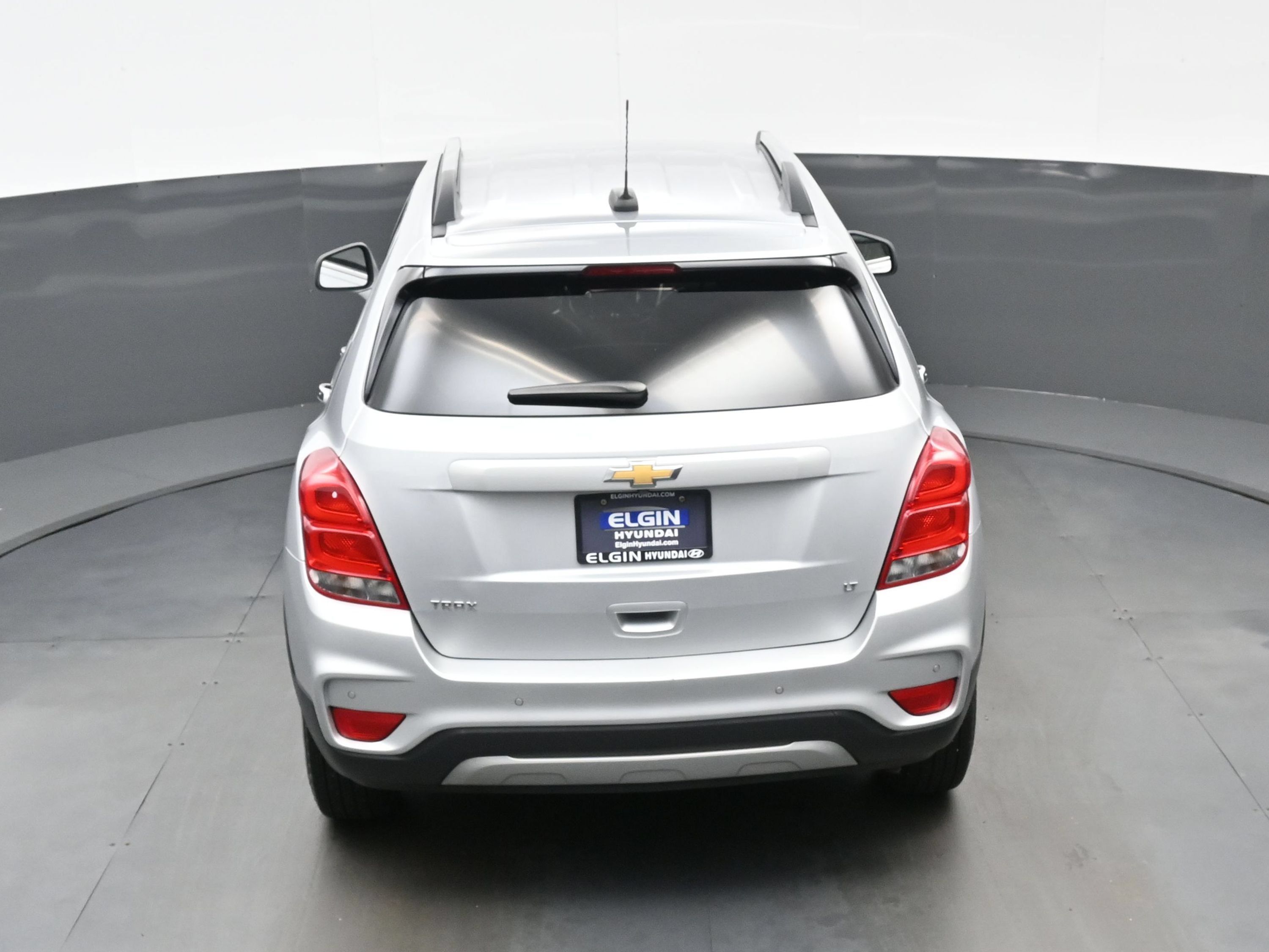 Used 2018 Chevrolet Trax LT w/ Driver Confidence Package FWD image 36