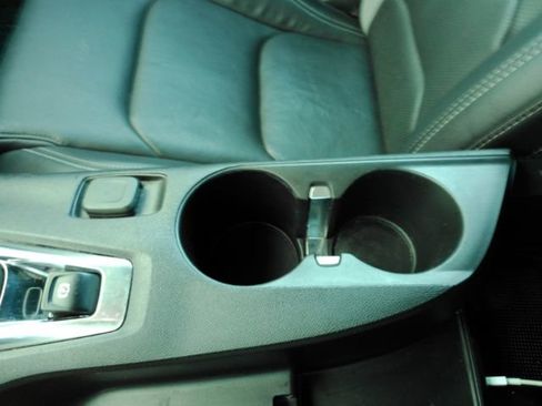 Used 2023 Chevrolet Camaro LT image 39