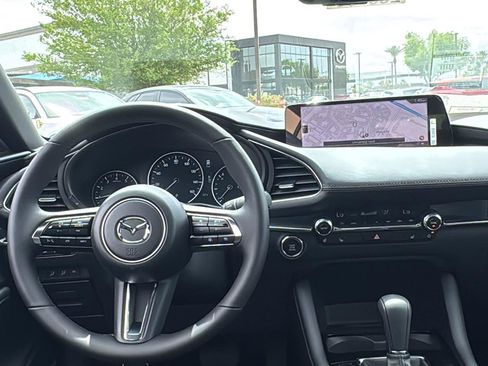 New 2026 MAZDA MAZDA3 Hatchback w/Premium Plus Pkg image 7