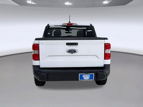 Used 2022 Ford Maverick XL FWD image 10