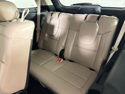 Used 2024 Ford Explorer XLT w/ Equipment Group 202A image 37