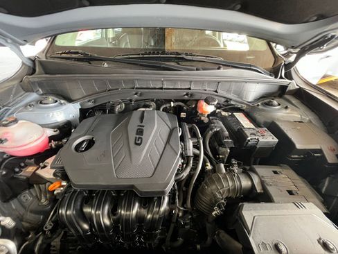 Used 2024 Kia Sorento S image 35