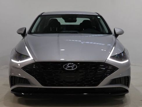 Used 2023 Hyundai Sonata SEL FWD image 2