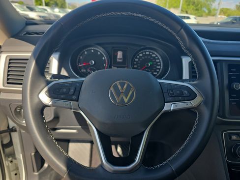 Used 2021 Volkswagen Atlas SE image 9