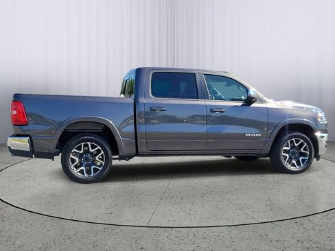 Used 2026 RAM 1500 Laramie AWD/4WD image 3