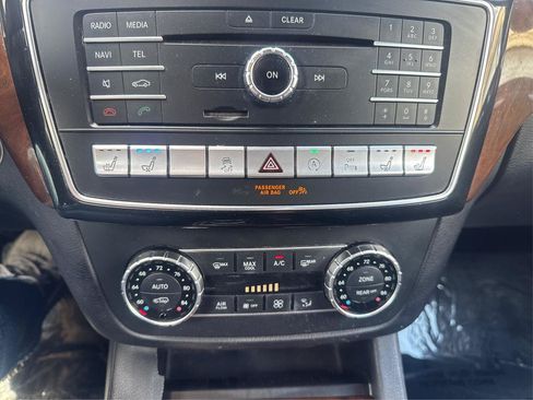 Used 2017 Mercedes-Benz GLS 450 4MATIC image 23