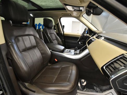 Used 2019 Land Rover Range Rover Sport HSE image 15
