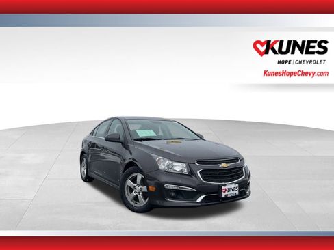 Used 2015 Chevrolet Cruze LT w/ Sun And Sound Package image 1
