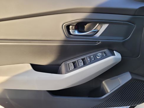 New 2025 Honda Accord SE image 12