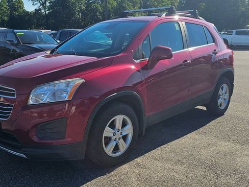 Certified 2015 Chevrolet Trax LT w/ LT Sun and Sound Package AWD/4WD image 3