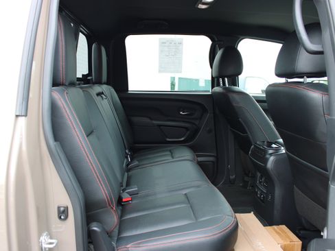 Certified 2023 Nissan Titan PRO-4X w/ Pro-4x Convenience Package AWD/4WD image 15