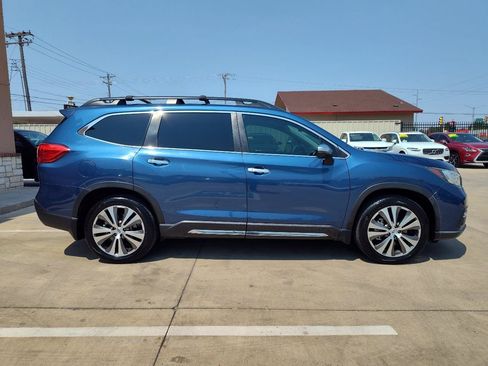 Used 2019 Subaru Ascent Touring AWD/4WD image 3