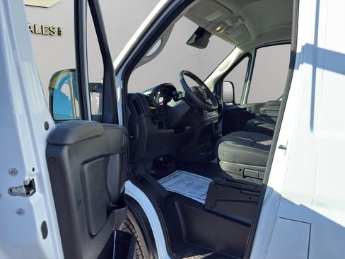 Used 2023 RAM ProMaster 3500 image 9