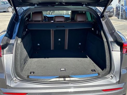 Used 2023 Maserati Grecale GT image 32