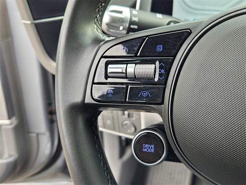 Used 2023 Hyundai Ioniq 6 SEL image 23