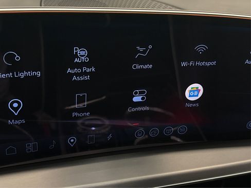 New 2026 Cadillac Lyriq V image 34