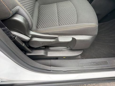 Used 2021 GMC Terrain SLE w/ Driver Convenience Package image 36