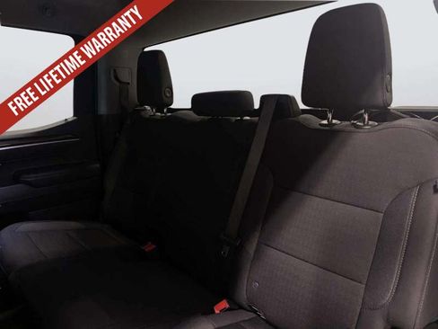 Used 2025 Chevrolet Silverado 1500 LT AWD/4WD image 32