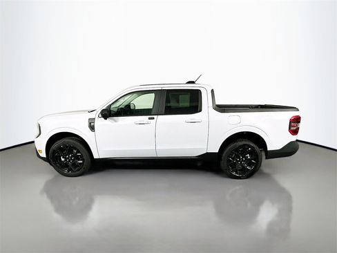 New 2025 Ford Maverick Lariat w/ Black Appearance Package image 4