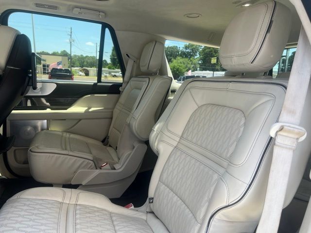 Used 2021 Lincoln Navigator Black Label AWD/4WD image 30