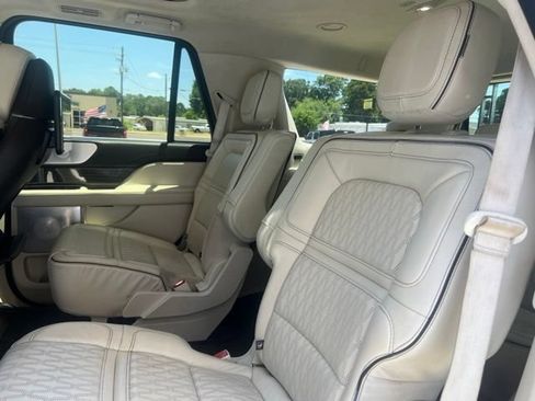 Used 2021 Lincoln Navigator Black Label AWD/4WD image 30