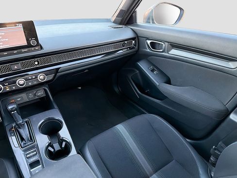 Used 2023 Honda Civic Sport image 21