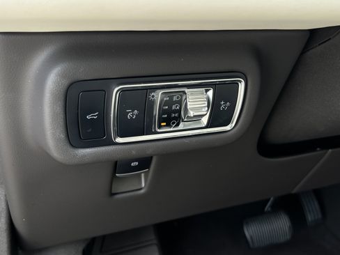 Certified 2024 Lincoln Nautilus Black Label AWD/4WD image 14